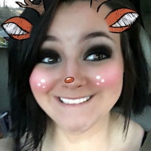 Meet your Posher, Deeanna